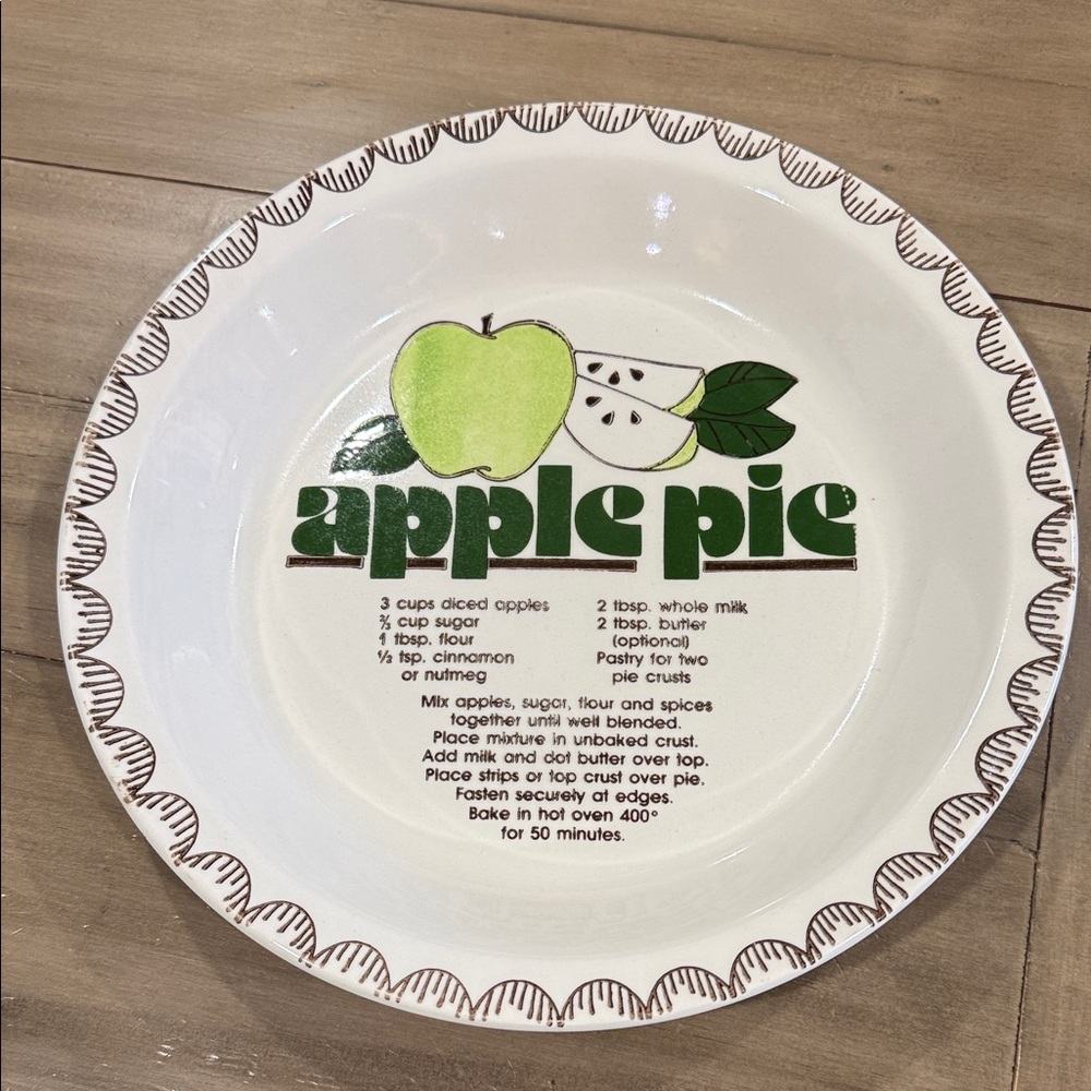 Vintage Apple Pie Dish